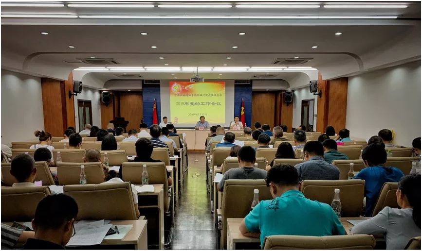 https://mmbiz.qpic.cn/mmbiz_jpg/8FicEGkYv0VmfoSkIkgnQpBHMukQCsBqklt0xcsfxiaHUvicfyO8V4nY1RhiaSwn8NM2kjncLCaiaQcicXSGSmValjcQ/640?wx_fmt=jpeg